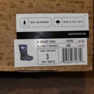 Bogs Grasp Axel Snow Boot - Kids' size 3